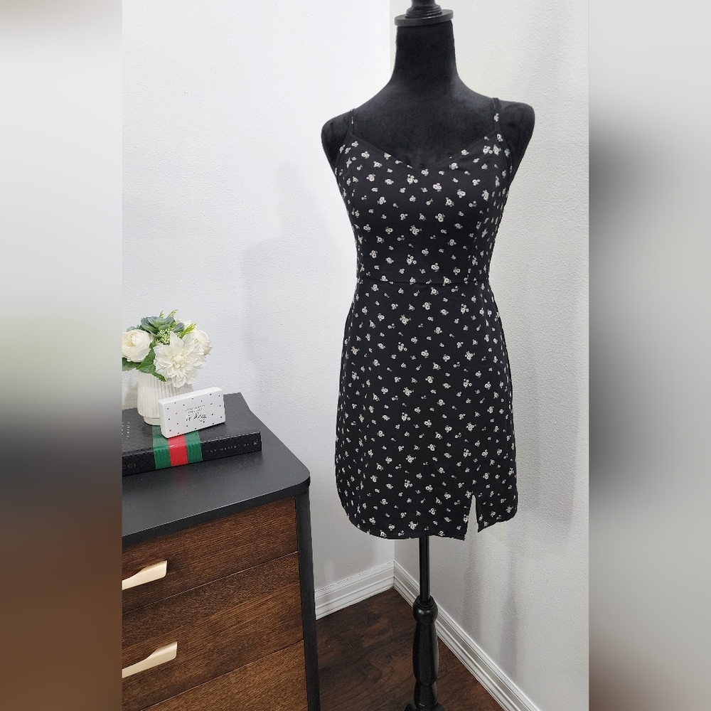 Hollister Floral Dress Size/ Small